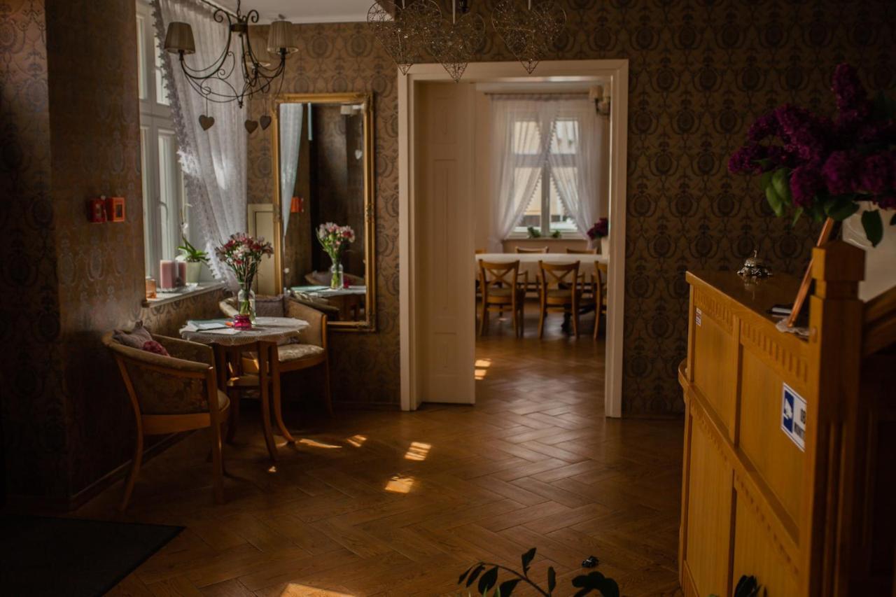 Hotel Przedzamcze Dzialdowo Bagian luar foto
