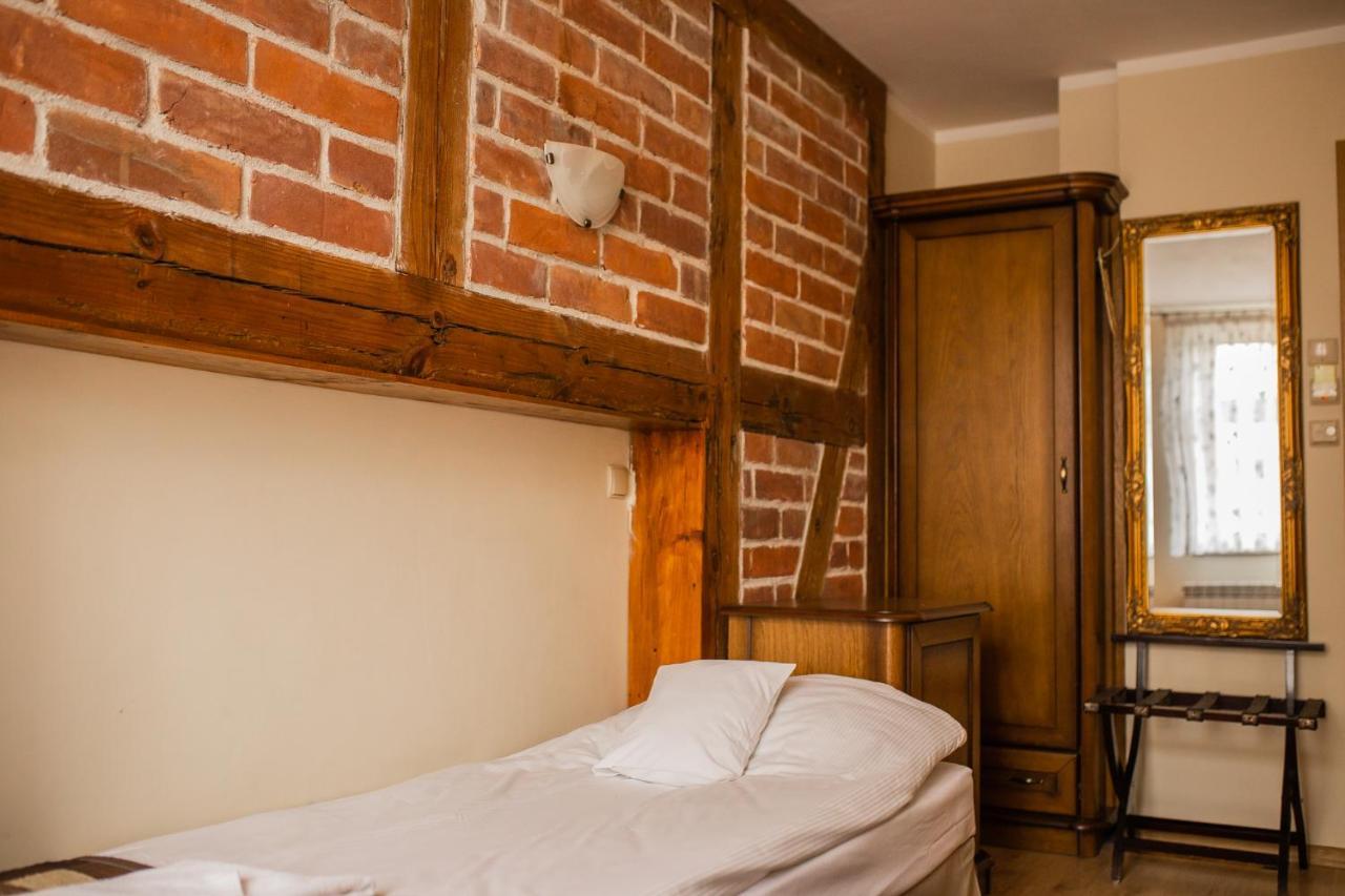 Hotel Przedzamcze Dzialdowo Bagian luar foto