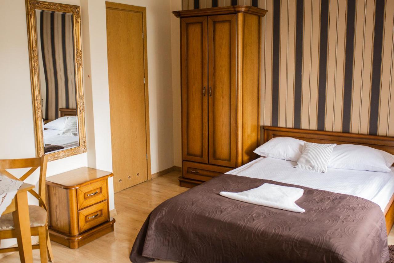 Hotel Przedzamcze Dzialdowo Bagian luar foto