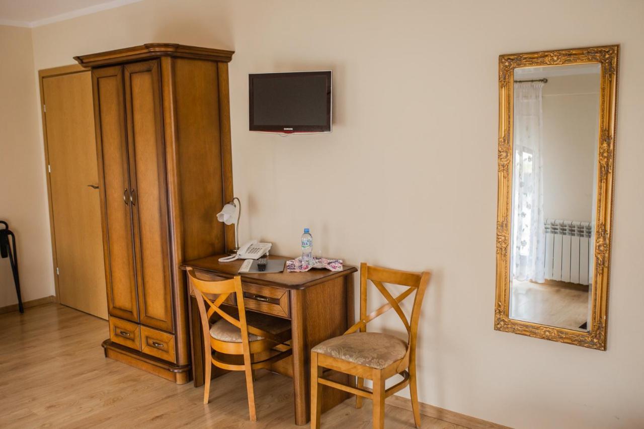 Hotel Przedzamcze Dzialdowo Bagian luar foto
