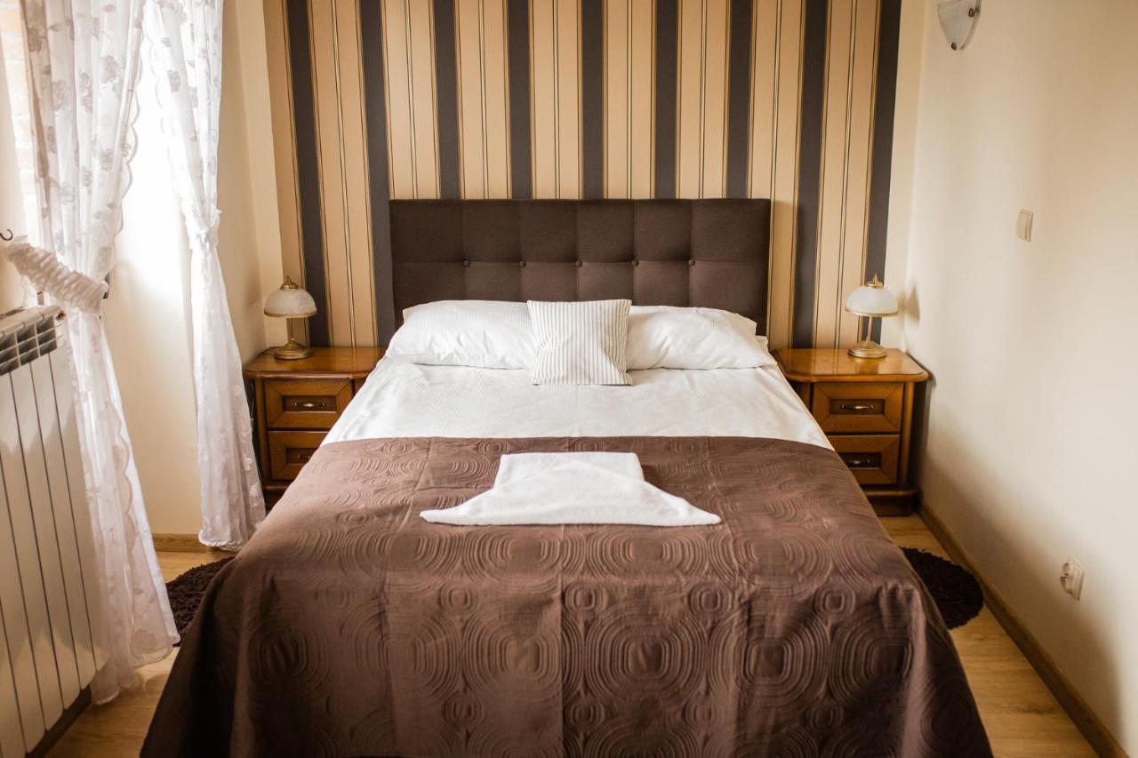 Hotel Przedzamcze Dzialdowo Bagian luar foto